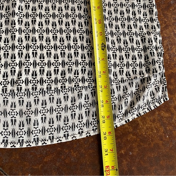 DR2 High-Low Sleeveless Top Oversized XS Black & White - Picture 6 of 13